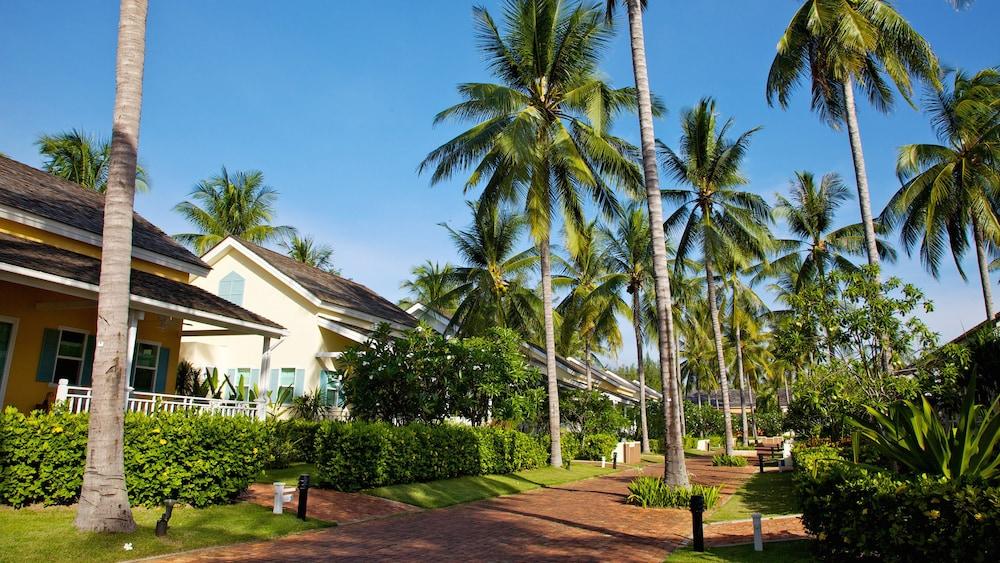 Nishaville Resort Прачуапкхирикхан Экстерьер фото