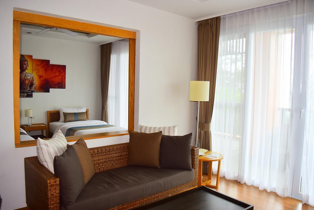 Nishaville Resort Прачуапкхирикхан Экстерьер фото